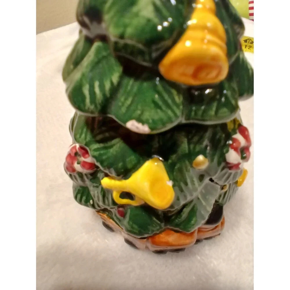 Vtg Mini Christmas Tree Trinket Box 5.5